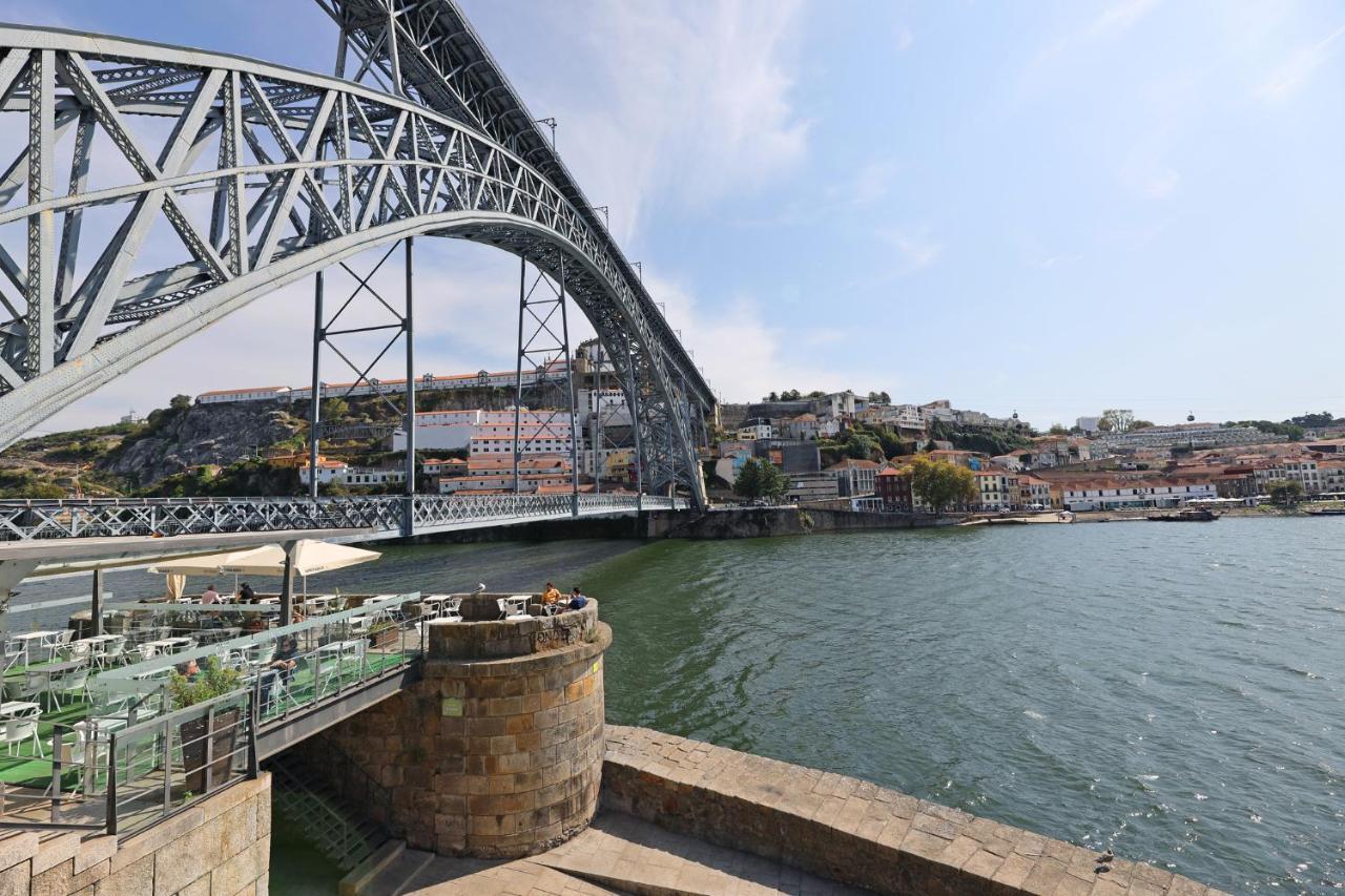 Flh Porto Spacious Apartment With Balcony Bagian luar foto