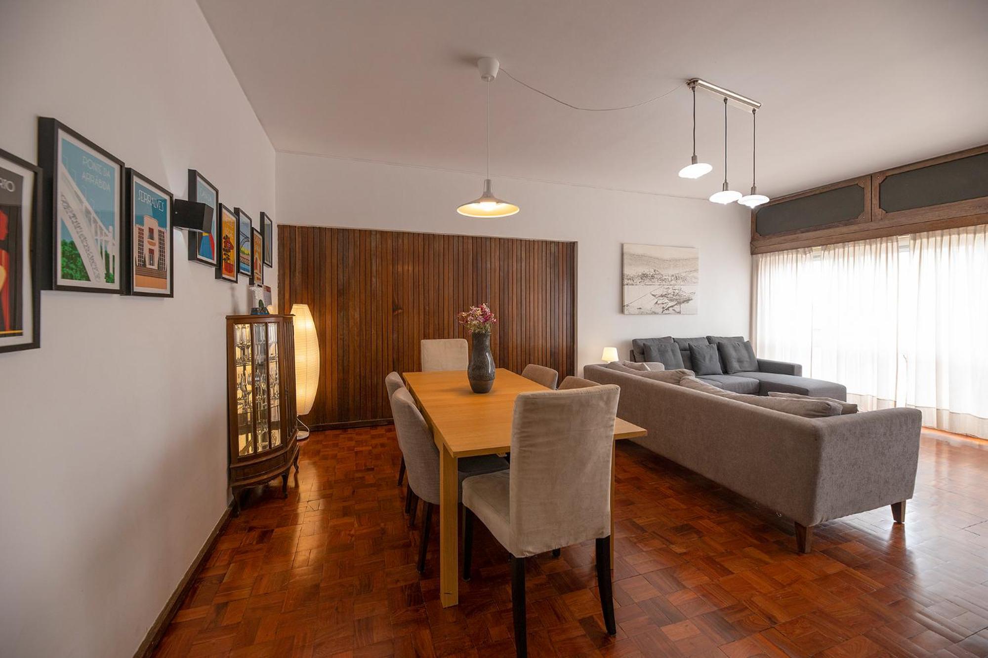 Flh Porto Spacious Apartment With Balcony Bagian luar foto